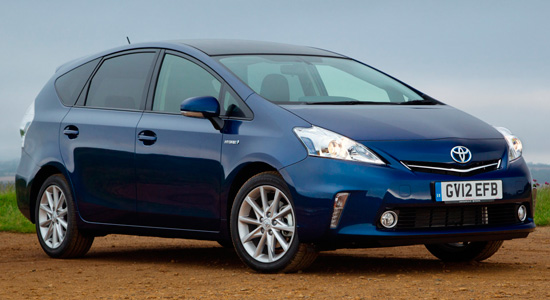 Toyota Prius V 2011