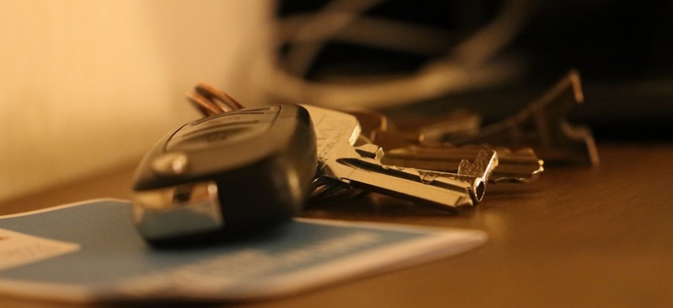 Ключи от машины с ограничениями регистрации из-за приставов