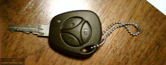 Обычный ключ с меткой иммобилайзера на Лада Приора