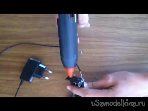 Как сделать зарядное устройство для батареек ААА своими руками в домашних условиях