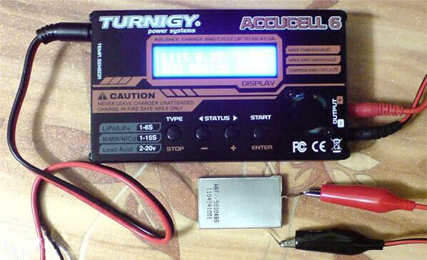 Turnigy Accucell 6