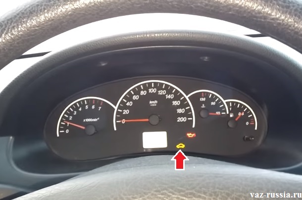 Индикатор иммобилайзера, по нему можно понять работает ли защита или же отключена она в автомобиле