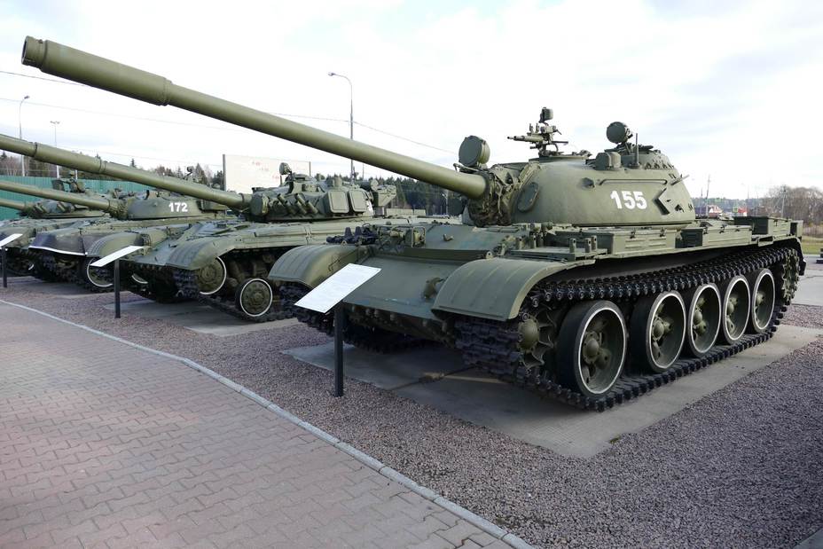 ​Т-55 – танк, пришедший на смену Т-54. Производился в 1959–1963 годах. Первый в мире серийный танк с противоатомной защитой - Фотоэкскурсии: Музейный комплекс «История танка Т-34» 